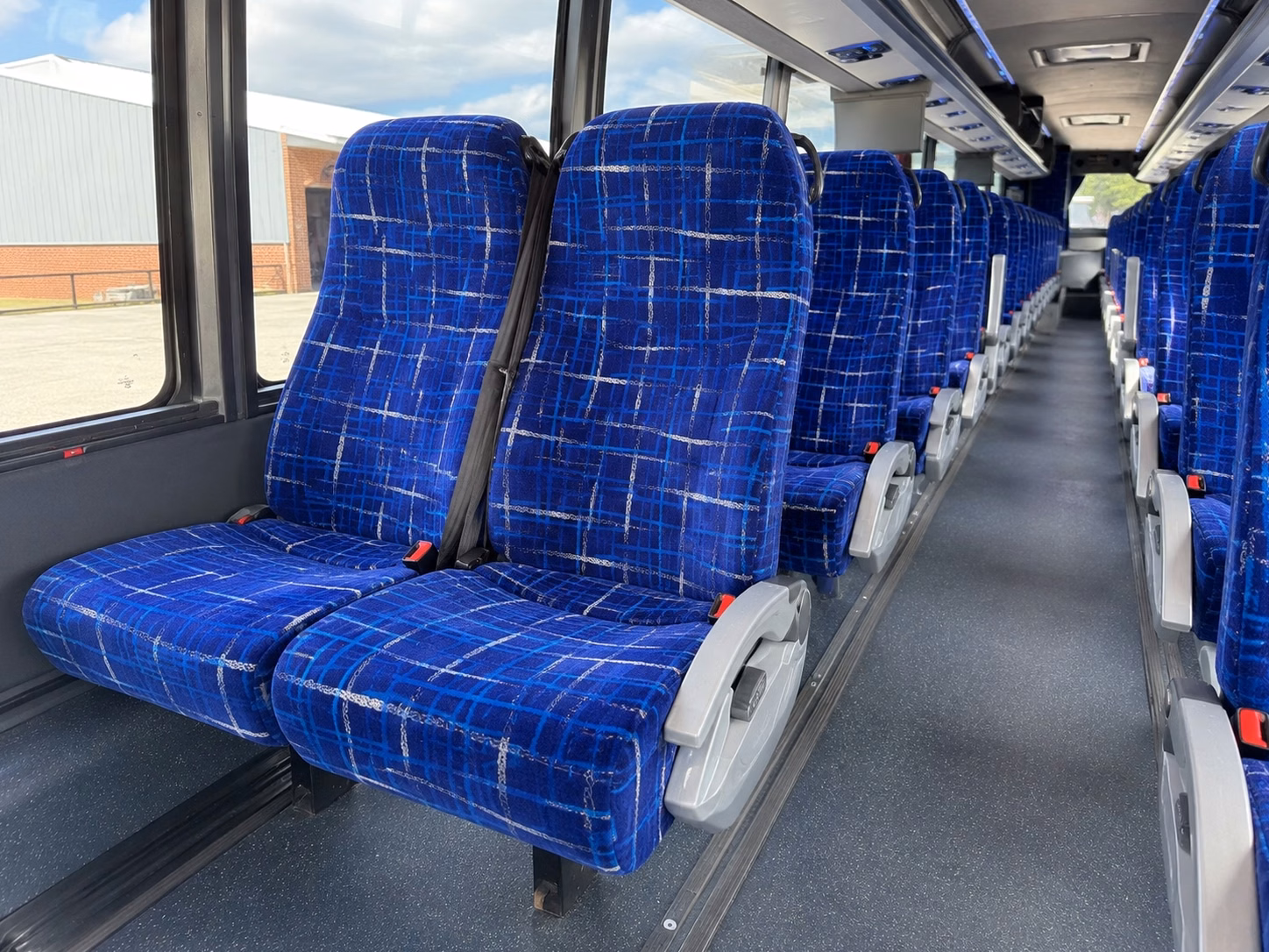 shuttle guests between brockton hotels and your wedding venue without the headache